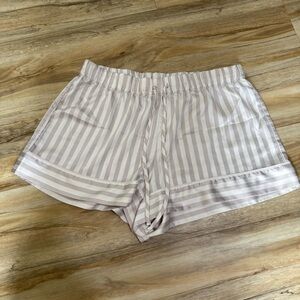 Victoria’s Secret Boxers (Size M)